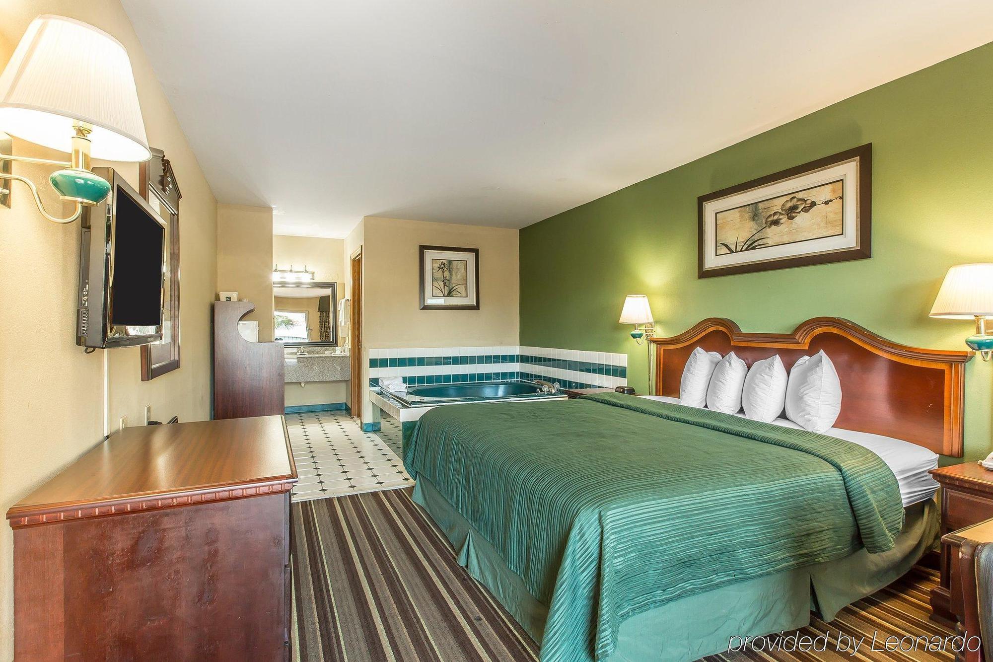 Quality Inn And Suites Macon Eksteriør bilde
