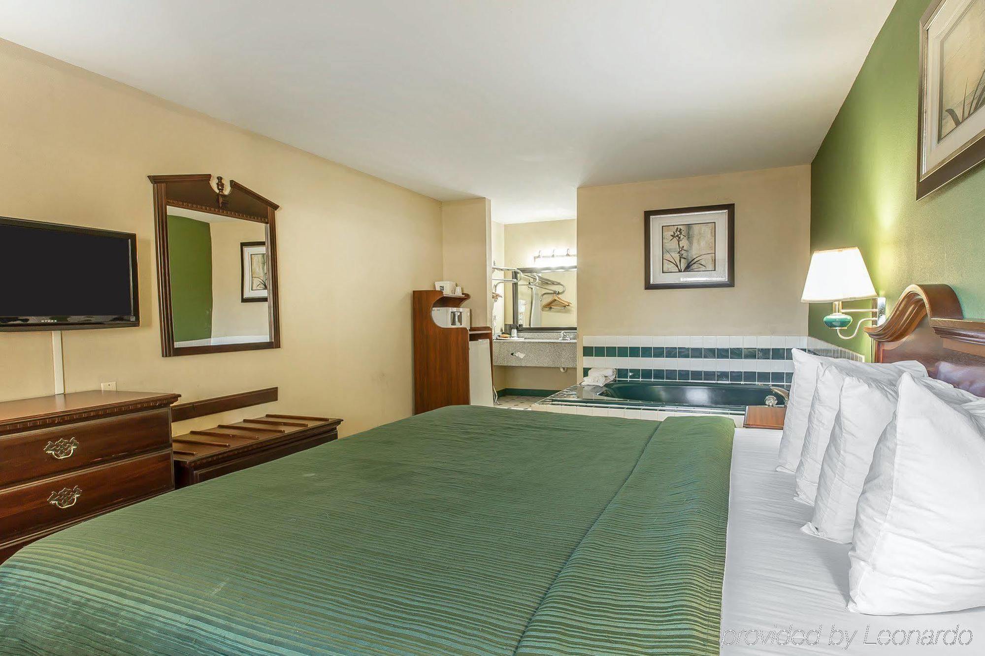 Quality Inn And Suites Macon Eksteriør bilde